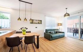 Jj City Apartment